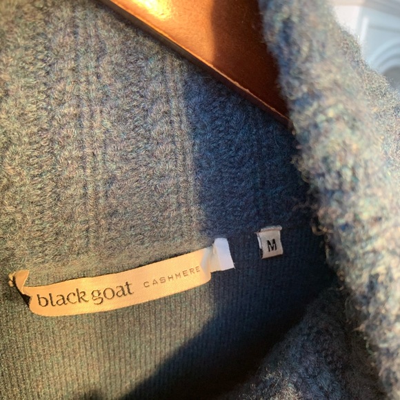 100% Mongolian Cashmere Cardigan - like new, size M - Picture 7 of 10